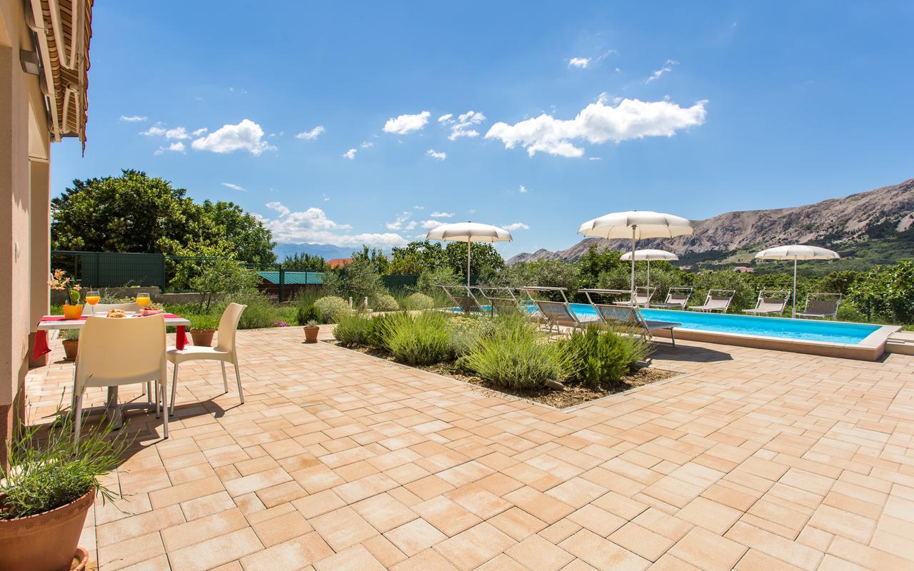 Apartments Viktorija 2 Baška Buitenkant foto