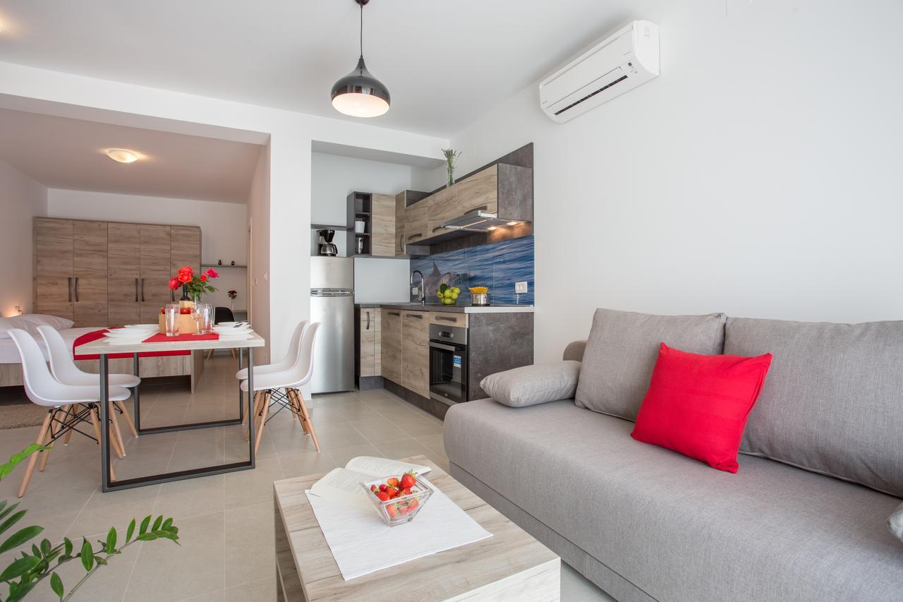 Apartments Viktorija 2 Baška Buitenkant foto