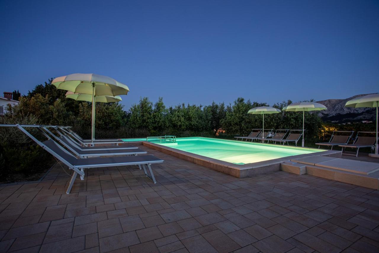 Apartments Viktorija 2 Baška Buitenkant foto