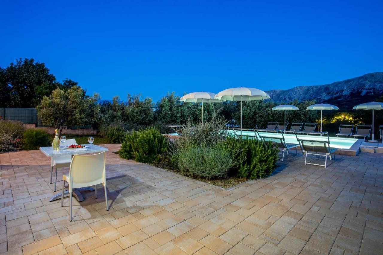Apartments Viktorija 2 Baška Buitenkant foto