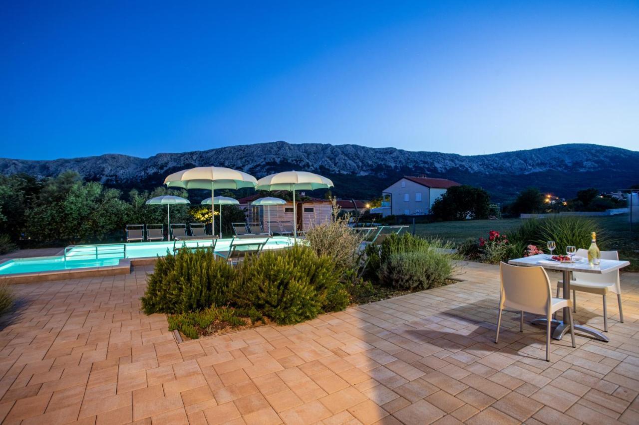 Apartments Viktorija 2 Baška Buitenkant foto